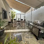 La Petite Mansion, Next To The Center! Casa de Férias