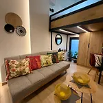 La Petite Mansion, Next To The Center!