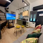 La Petite Mansion, Next To The Center! Casa de Férias