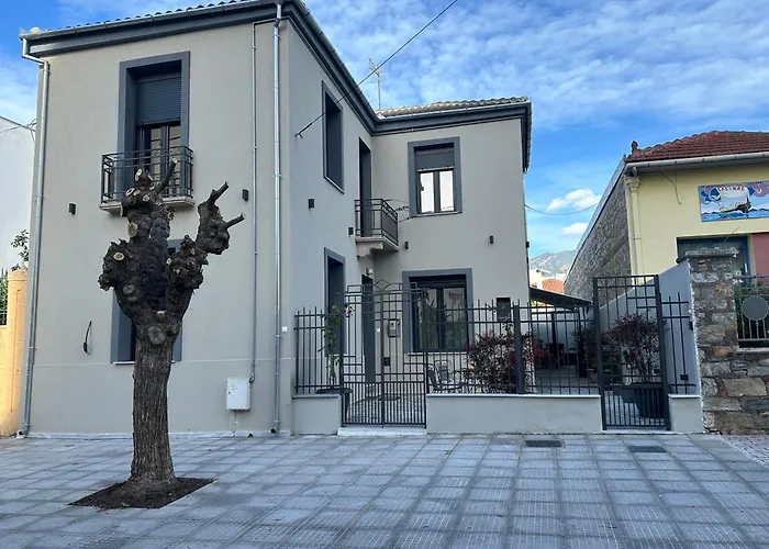 Сasa de vacaciones La Petite Mansion, Next To The Center! Volos