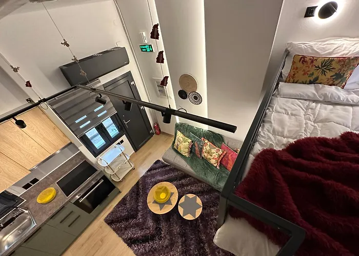 La Petite Mansion, Next To The Center! Сasa de vacaciones *