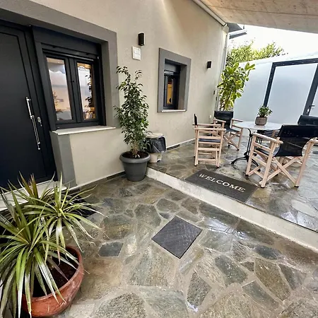 La Petite Mansion, Next To The Center! Tatil Evi Golos