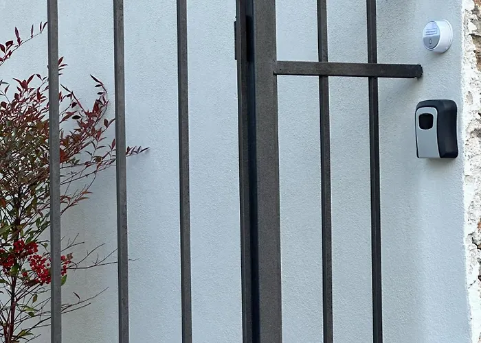 Ferienhaus La Petite Mansion, Next To The Center!