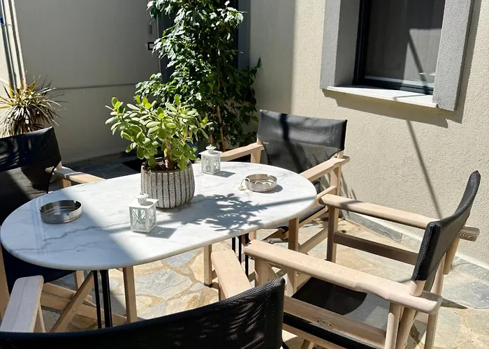 Ferienhaus La Petite Mansion, Next To The Center!